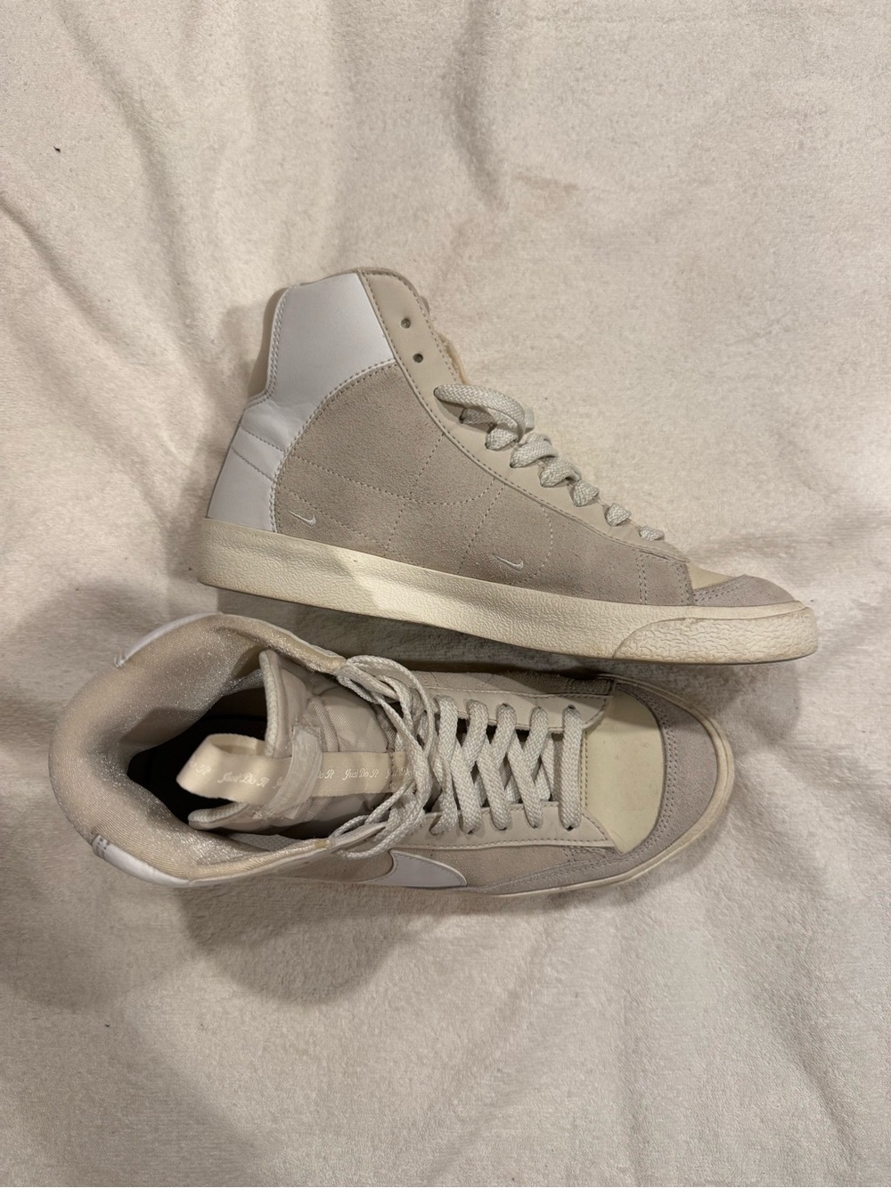 Nike High-Top Sneakers in Cream and White - Picture 2 of 4